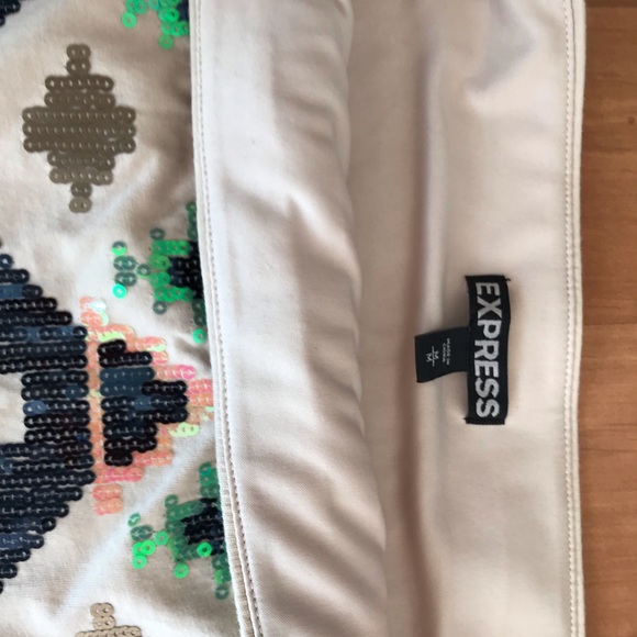 Cute sequined Express Skirt! - Picture 3 of 3